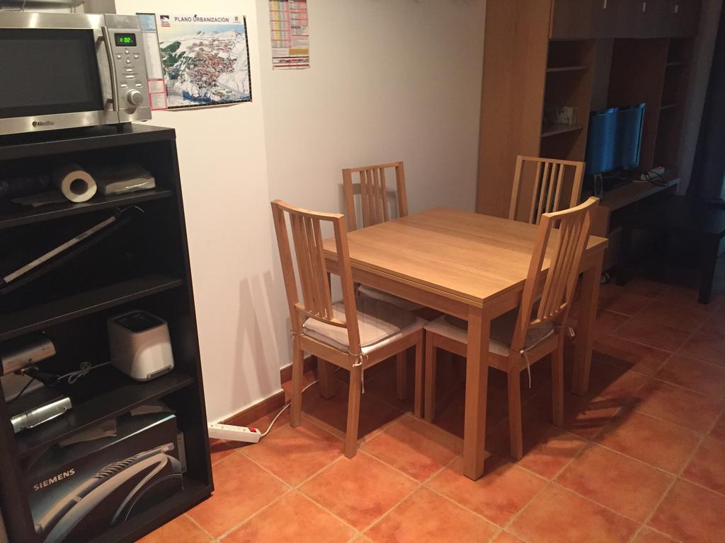 Apartamentos Monte Oiz Asn Sierra Nevada Luaran gambar